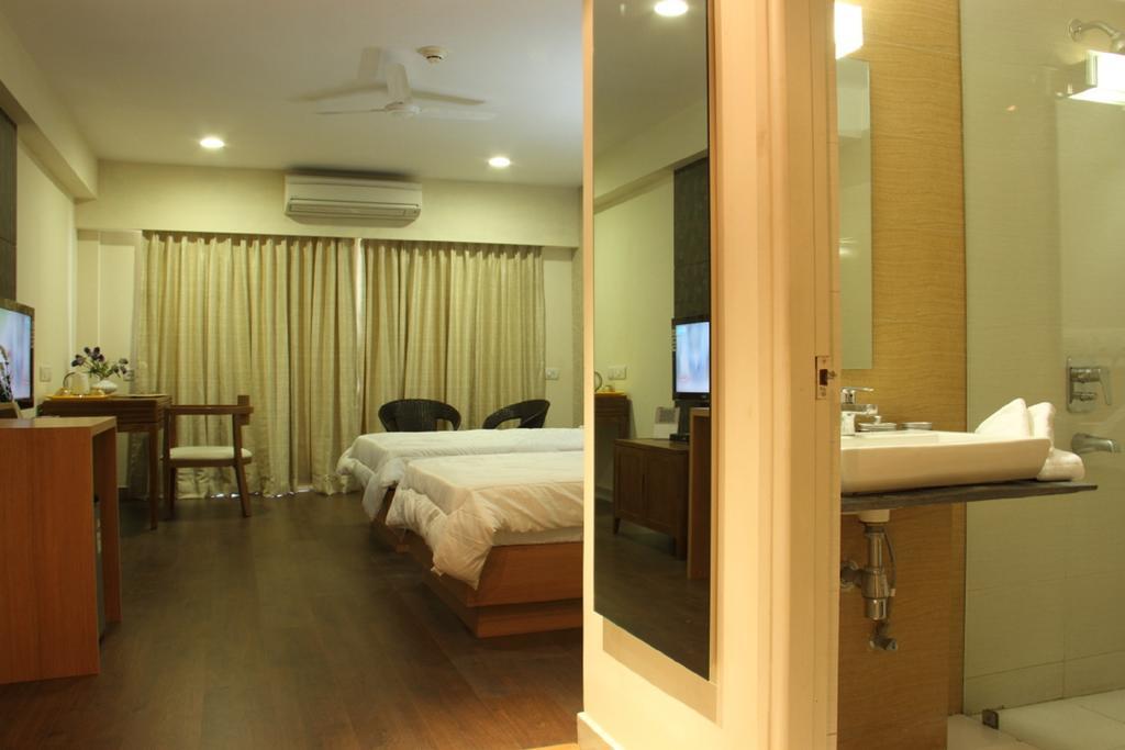 Xanadu Residency Aparthotel Kolkata Exterior photo